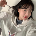 단발이, 찰떡이다…조윤서, 이상한 나라의 수학자 위해 변신