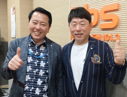 영탁X김연자, 7월 22일 듀엣곡 주시고 발표 예정! 콘셉트 포스터 공개로 기대↑