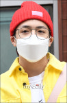 [MD포토] 펜타곤 우석, 안경이 어울리는 남자