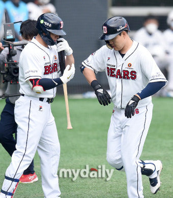 '허경민 끝내기득점' 두산, 대혈투 끝에 KT 제압