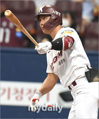 [MD포토] 김하성 '타격 순간 직감한 투런포'