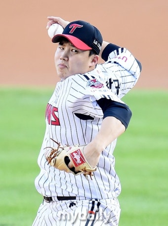 ‘우천 취소’ LG-한화, 선발투수 변경…23일 임찬규 vs 김민우 [MD현장]