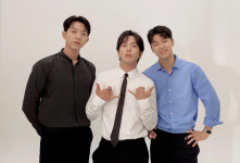 [공식] FNC 씨엔블루 정용화·강민혁·이정신 재계약…3인조로 왕성 활동 지원