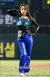 [MD포토] 환불원정대 만옥, 나이를 잊은 섹시함