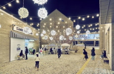 시몬스 침대, 경기도 이천 랜드마크 시몬스 테라스에 초대형 트리 및 일루미네이션 점등