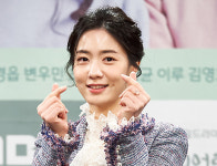 [MD포토] 정우연 화사한 미모 하트