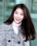 아이유 'Celebrity', 자적전 이야기로 차트 1위 싹쓸이 '넘사벽 음원여제' [종합]