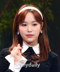 [MD포토] 에이프릴 레이첼 오랜만이라 떨리네요