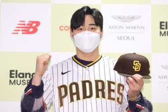[MD포토] 김하성 '샌디에이고 유니폼 입고 당당히 MLB 도전'