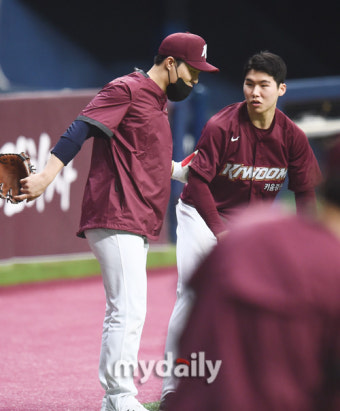 ESPN, 김혜성은 매력적인 준척급 FA로 소개, 김하성은 물음표가 달린 타자로 평가