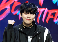 엠케이애즈 | [MD포토] 온앤오프 엠케이, '돋보이는 보조개'