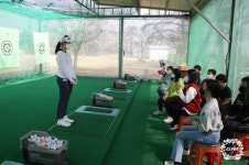 KLPGA 박현경, 강화 삼성초등학교에 재능기부
