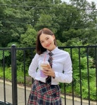 오마이걸 효정 학교 다닐 때도 못 해본 교복+단발, 좋네♥