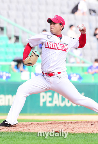[MD포토] 김택형 '위기는 내가 막는다'