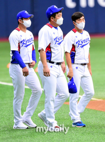 [MD포토] 김현수,오지환,허경민 '첫 훈련 시작'