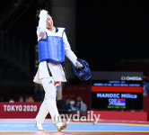 [MD포토] 은메달 이다빈, 한국 태권도 노골드