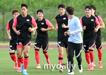 [MD포토] 이강인 '올림픽축구대표팀이라 행복해요'