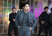 박현호, 아이돌 지우고 트로트 컴백 돈돈돈 첫무대 [MD동영상]