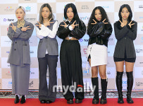 [MD포토] 스우파 코카N버터 카리스마 넘치는 포즈