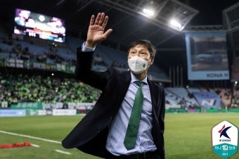 ‘선수→코치→감독’...K리그 9회 우승한 식사마 김상식