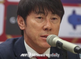 “신태용 감독 전폭지지 약속” 인니 협회장...“FIFA 랭킹 봐봐”