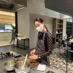 서효림, 시母 김수미 칭찬 듬뿍 받겠네? 만두 잘 빚는 금손