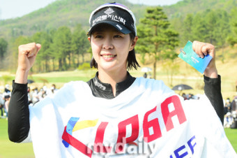 [MD포토] 박지영,  '와이어 투 와이어' 우승