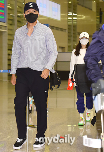 [MD포토] 현빈 '손예진 나만 따라와'