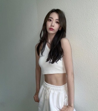 르세라핌 사쿠라, 점점 예뻐져…소화 못하는 게 뭐야?