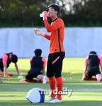 한국서 유럽 진출할 골키퍼? 송범근 가능해 용대사르의 기대