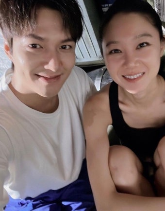 이민호×공효진, 둘이 친했어? 얼굴 맞대고 “러블리 투샷”