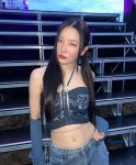 레드벨벳 슬기, 뱃살이 하나도 없네…말라야 가능한 밸리 체인