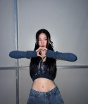 레드벨벳 슬기, 뱃살이 하나도 없네…말라야 가능한 밸리 체인