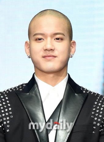 비투비 프니엘, 아킬레스건 파열로 수술 