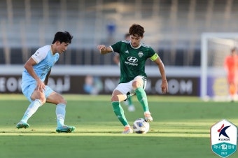 김진규의 활약이 이끄는 전북, 20경기 연속 무패 기록 달성