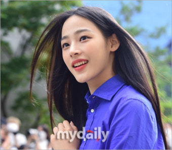 [MD포토] 뉴진스 민지 '준비된 클로즈업 미모'