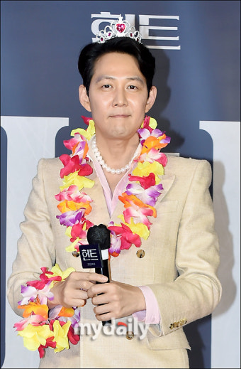 이정재, 스타워즈 시리즈 ‘애콜라이트’ 주연…“‘오징어게임’ 에미상 역사 쓸 것”(종합)