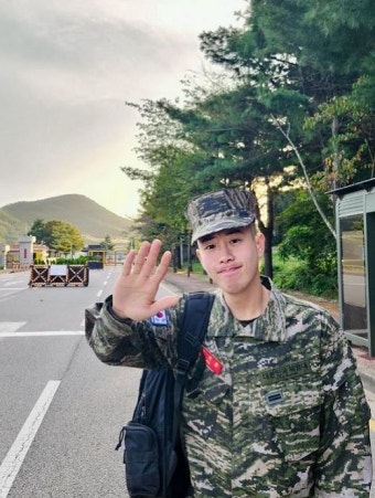 피오, 해병대 복무 중 근황…살 쏙 빠져 얼굴이 반쪽