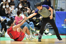 아바리엔토스, 저 좀 일으켜 주세요 [MD포토]