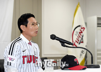 [MD포토] 염경엽 감독 