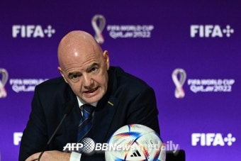 ‘NO 맥주’ 월드컵 비판에 FIFA 회장, “술 3시간 못 마셔도 죽지 않아”