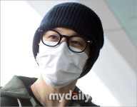 [MD포토] 방탄소년단 지민 알 없는 안경, 선명한 눈동자