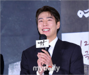 [MD포토] 이현우 박진주와 첫사랑의 감정으로 연기