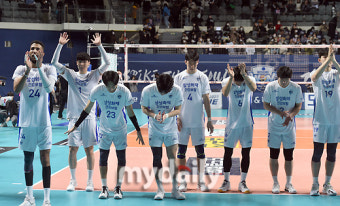[MD포토] 최하위 삼성화재 '원정경기에서 3-0 셧아웃 승리'