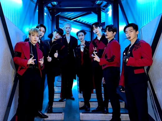 에이티즈, 빌보드 200 차트 2위로 글로벌 인정! 완벽한 7연속 톱 7 진입