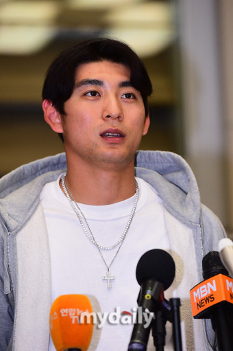 “정후야 같이 가자~, 안 돼 머리 깎아야 돼~” 김하성·이정후 ‘35시간 고행길 티키타카’[MD인천공항]
