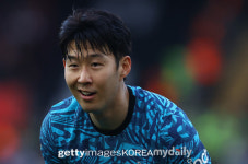 손흥민은 월드클래스, 부진 이유 따로있다…토트넘 레전드 지적