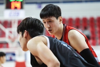 현대모비스 최진수 깜짝활약, 함지훈 없는데 잘 나간다, 삼성 국내선수들만으로 분전