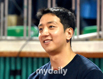 [MD포토] 허훈 '허웅 형, 응원왔어요'