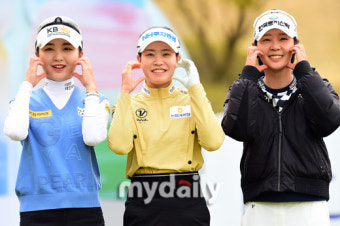 [MD포토] 박민지, 박지영, 이예원 '단체로 상큼한 볼하트'